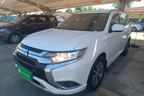 Mitsubishi Outlander 2021
