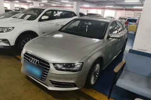 Audi A4L 2016