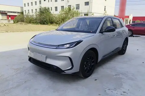 ARCFOX T1 2026