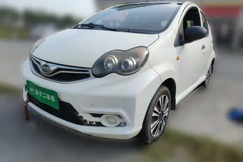 BYD F0 2015