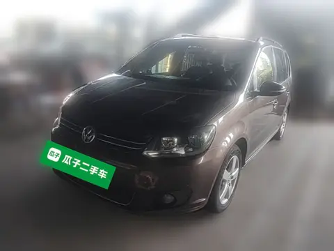 Volkswagen Touran 2011