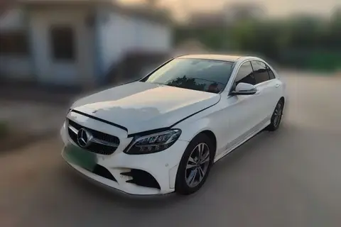 Mercedes-Benz C-Class 2021