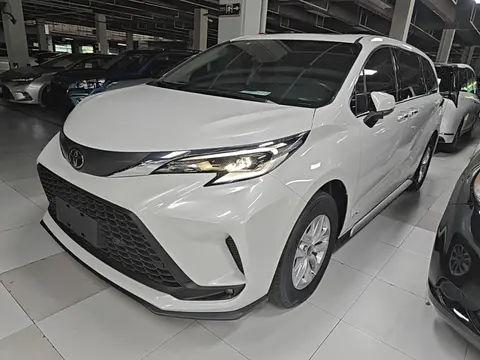 Toyota Granvia 2024