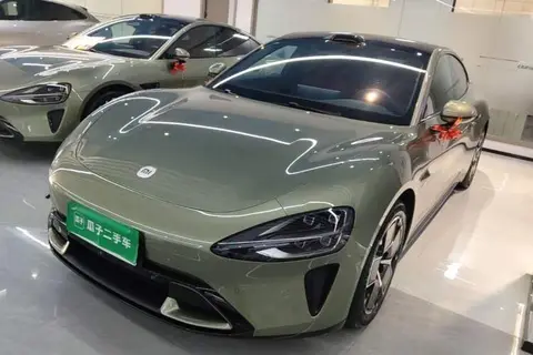 Xiaomi SU7 2025