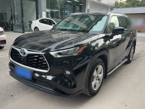Toyota Highlander 2021