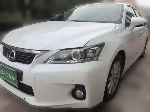 Lexus CT 2012