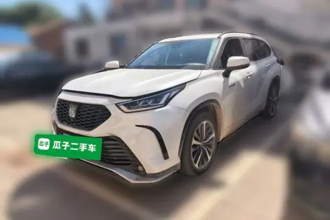 Toyota Crown Kluger 2022