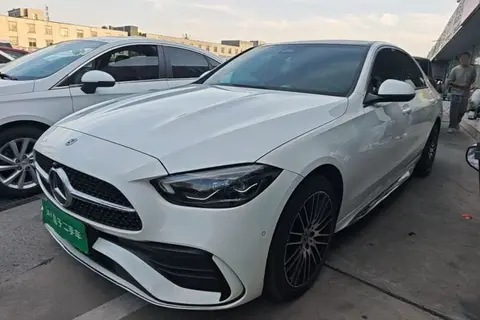 Mercedes-Benz C-Class 2024