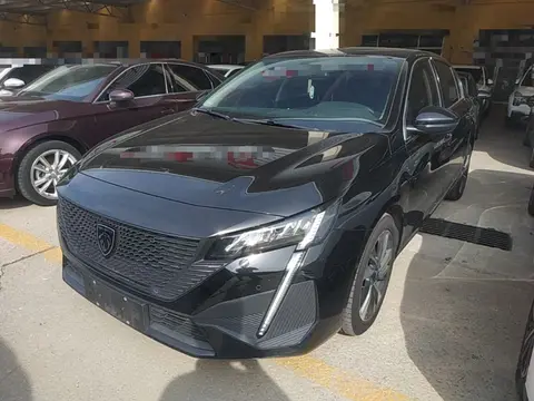Peugeot 408 2023