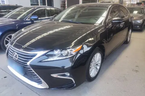 Lexus ES 2017