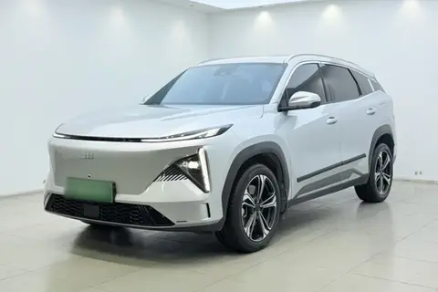 Geely L7 2024
