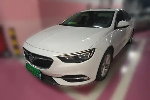 Buick Regal 2018