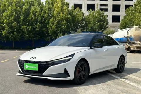 Hyundai Elantra 2022