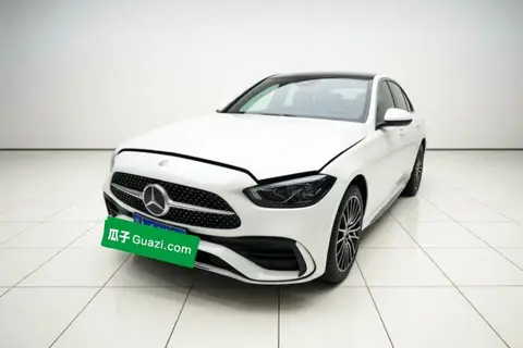 Mercedes-Benz C-Class 2024