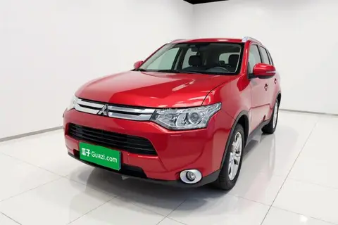 Mitsubishi Outlander 2014