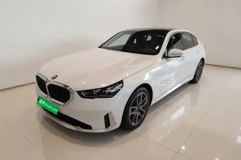 BMW i5 2024