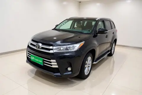 Toyota Highlander 2021