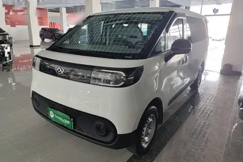 Maxus Dana V1 2026