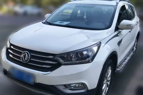 Dongfeng AX7 2015