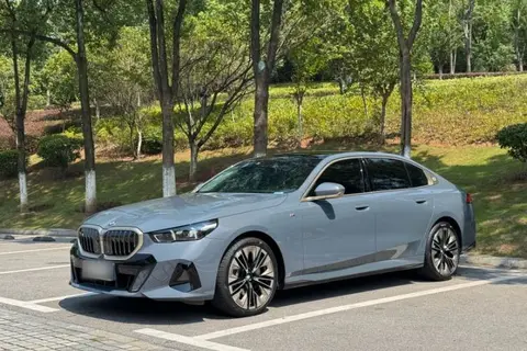 BMW 5 Series 2024