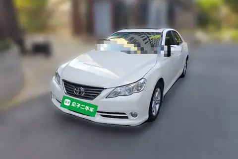 Toyota Reiz 2012