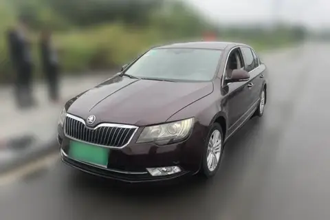Skoda Superb 2013