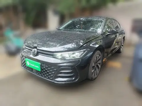 Volkswagen Passat 2025
