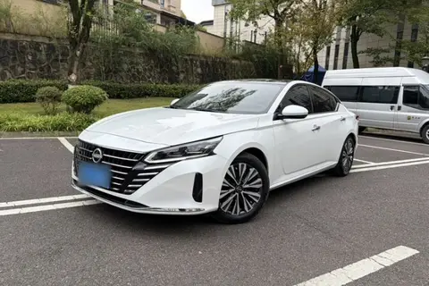 Nissan Teana 2023