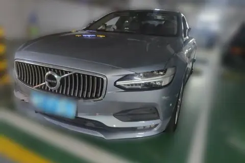 Volvo S90 2018