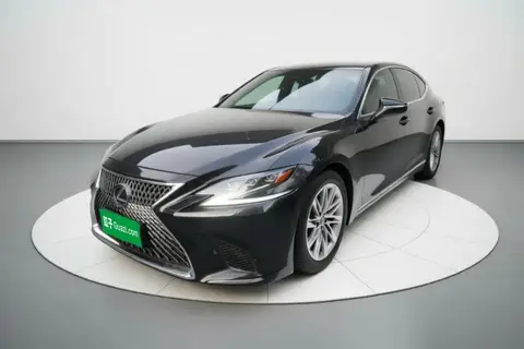 Lexus LS 2019
