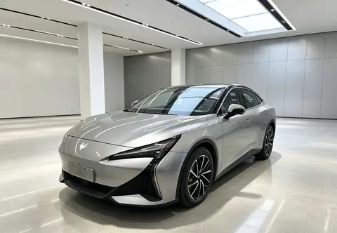 ARCFOX Alpha S5 2024