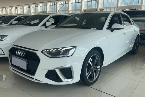 Audi A4L 2021