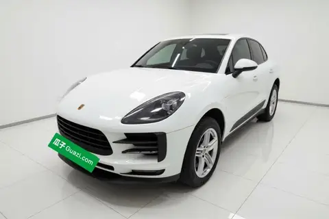 Porsche Macan 2021