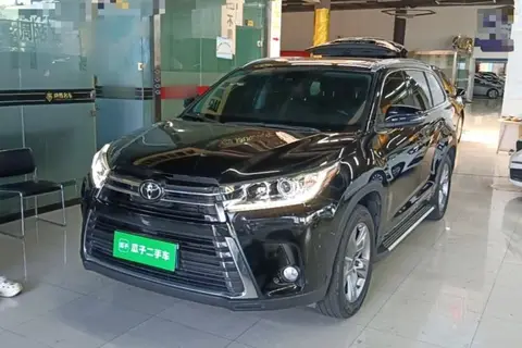 Toyota Highlander 2021