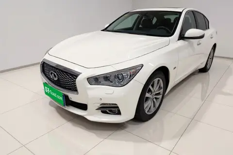 Infiniti Q50 2014