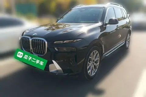 BMW X7 2022