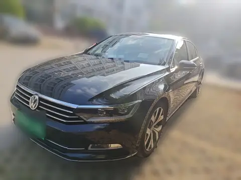 Volkswagen Magotan 2016