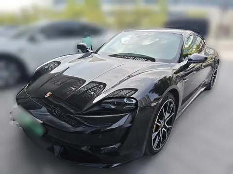 Porsche Taycan 2023