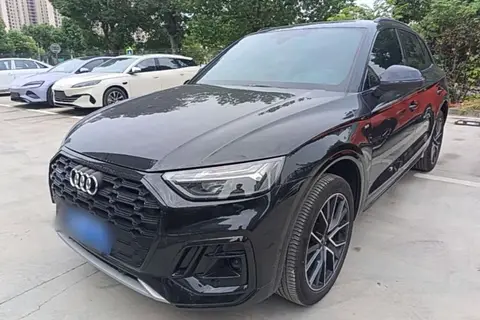Audi Q5L 2025