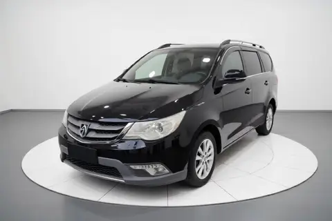 Baojun 730 2015
