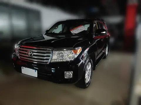 Toyota Land Cruiser 2012