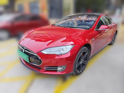 Tesla Model S 2014