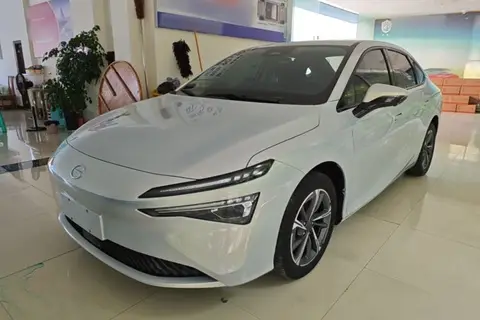 GAC Aion S 2024