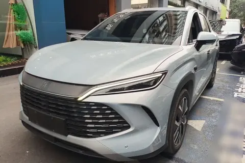 BYD Song L DM-i 2025