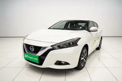 Nissan Bluebird 2019