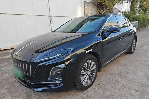 Hongqi E-QM5 2024