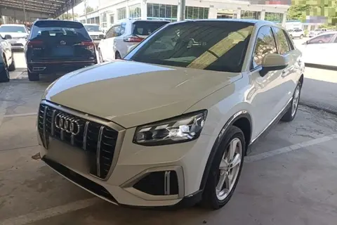 Audi Q2L 2021