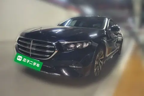 Mercedes-Benz E-Class 2024