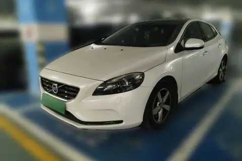Volvo V40 2016