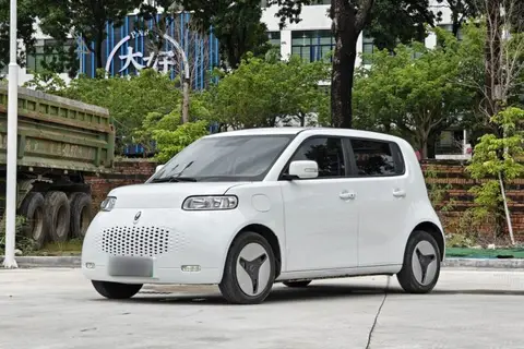 ORA White Cat 2022